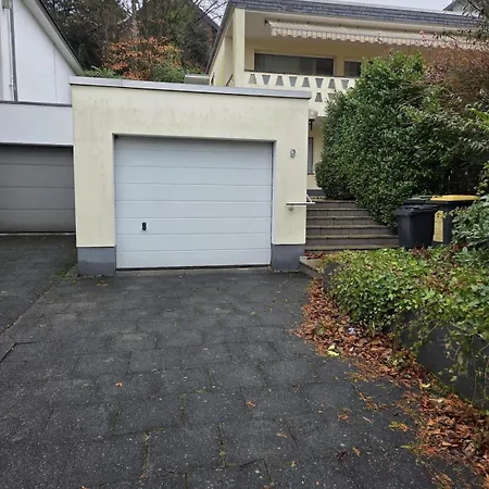 Monteurszimmer Mit Parkplatz Bei Koeln Bonn