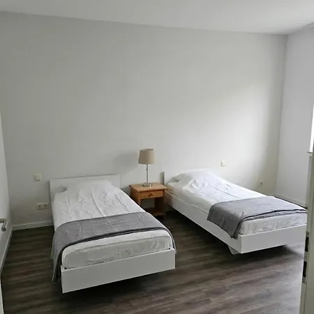 Appartement Monteurszimmer Mit Parkplatz Bei Koeln Bonn